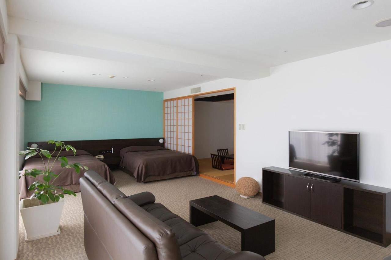 เอ็ม เวลเนส คุราชิโนะ ฮักโกะ ไลฟ์สไตล์ รีสอร์ต Hotel Okinawa ภายนอก รูปภาพ
